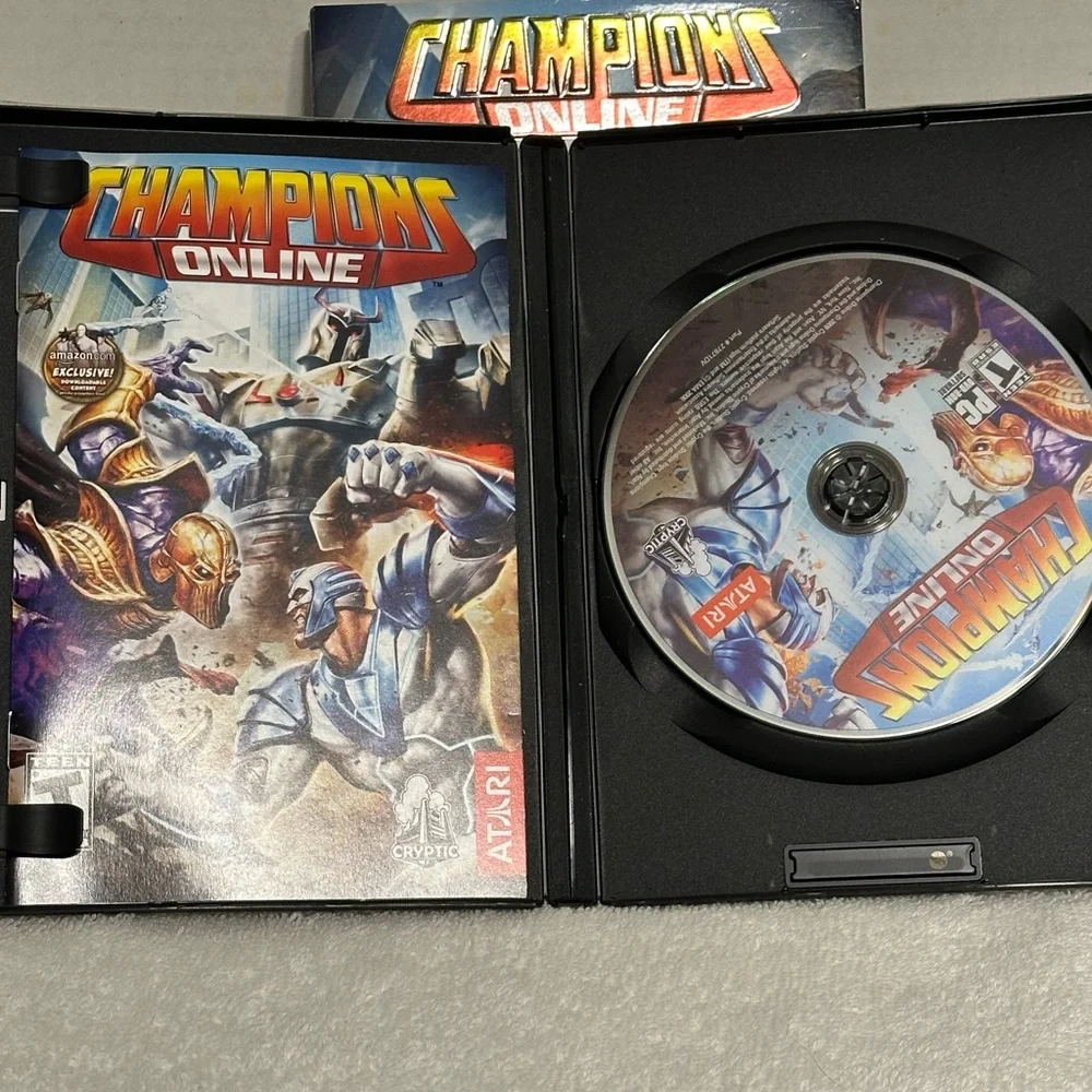 Champions Online PC Game - Multicolor